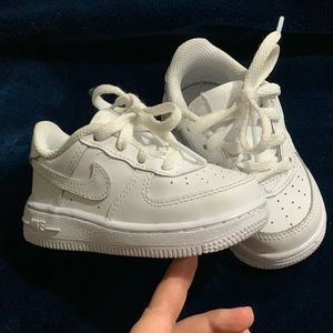 White Nike Air Force 1’s